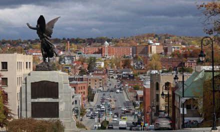 Choc des visions à Sherbrooke