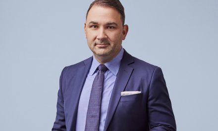 « Accro à l’opposition » | Dimitri Soudas remet en question le leadership de Pierre Poilievre