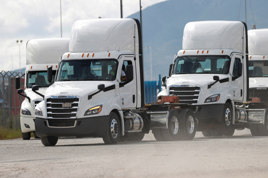 À compter du 1er novembre | Une taxe de 25 % imposée aux camions importés aux États-Unis