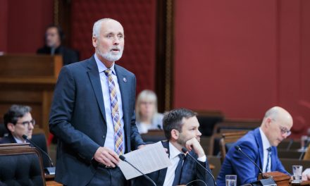 Loi 2 sur les médecins | Vincent Marissal demande la démission de Christian Dubé