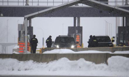 Voyageurs aux États-Unis | Prise de photo désormais obligatoire à l’entrée et à la sortie du pays