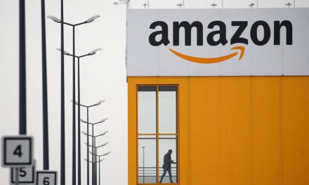 Plaintes à l’OPC | Amazon et les télécoms, champions de la grogne en 2025