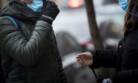 Est-il important de savoir si on a une grippe, la COVID-19 ou un simple rhume ?
