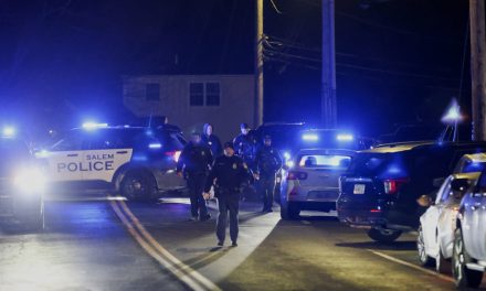 Fusillade à l’Université Brown | Un suspect retrouvé mort dans un entrepôt du New Hampshire