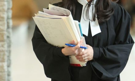 Projet de loi 1 | La CAQ « compromet la protection des droits fondamentaux », dénonce le Barreau
