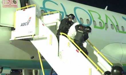 Expulsion de migrants | CBS bloque un reportage, la journaliste dénonce une « censure »