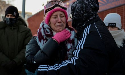 Manifestant abattu à Minneapolis | La vidéo décortiquée