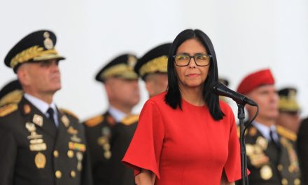 Venezuela | Delcy Rodriguez invite l’opposante María Machado à « rester à Washington »