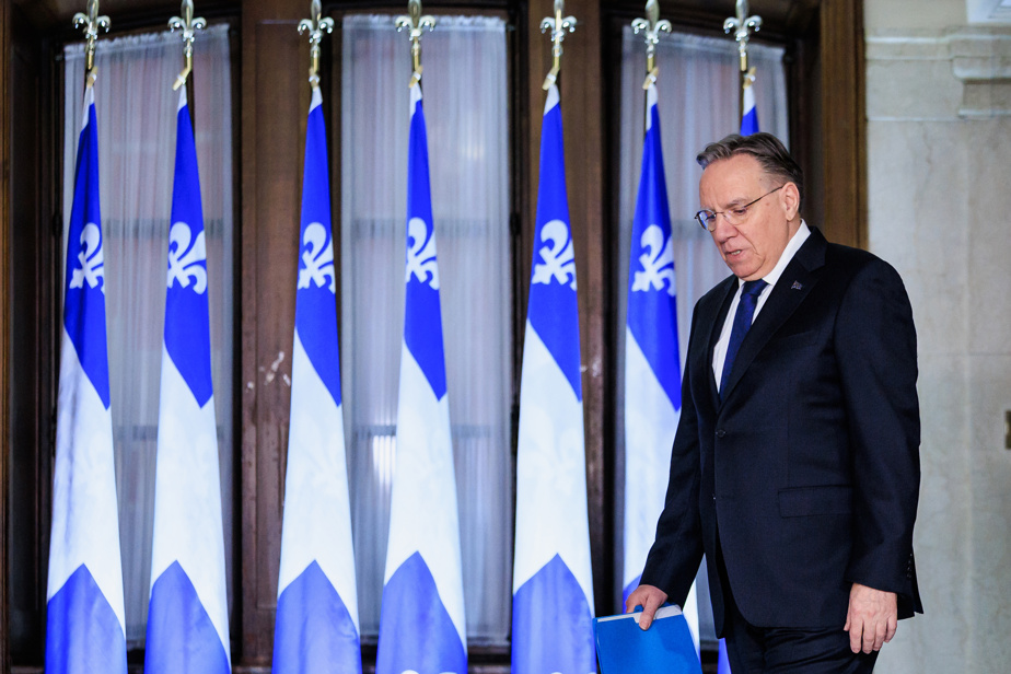 Démission de François Legault | D’un surplus record à un déficit record