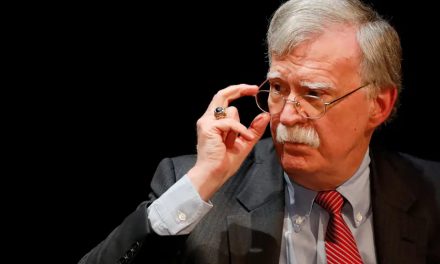 Menaces d’annexion du président Trump | John Bolton appelle les Canadiens à la patience