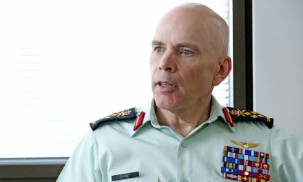 Arme nucléaire au Canada | L’arme nucléaire devrait être envisagée, selon l’ex-patron de l’armée