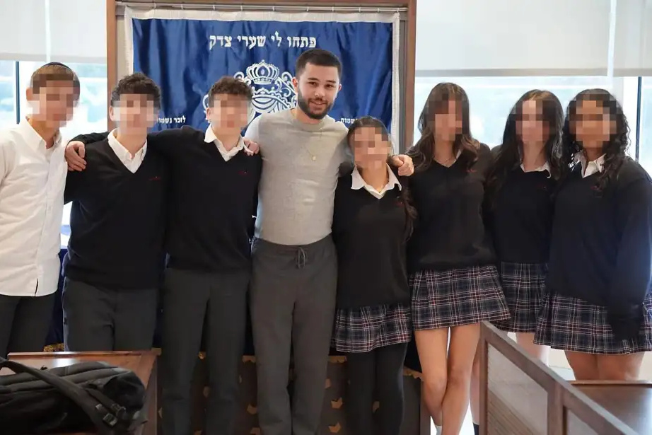 Militaires israéliens dans des écoles | C’est « extrêmement préoccupant », juge Sonia LeBel