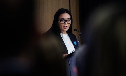 Discours à la CMM | Martinez Ferrada appelle Québec à écouter davantage les villes