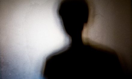 Données sur la prostitution | Judiciariser les proxénètes plutôt que les femmes, un cap légal qui change les statistiques