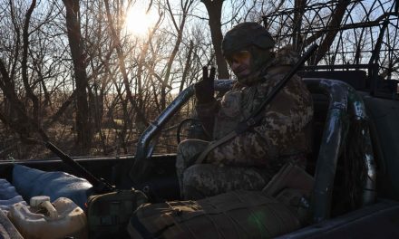 Ukraine | L’aide militaire au plus bas, mais l’Europe atténue la chute