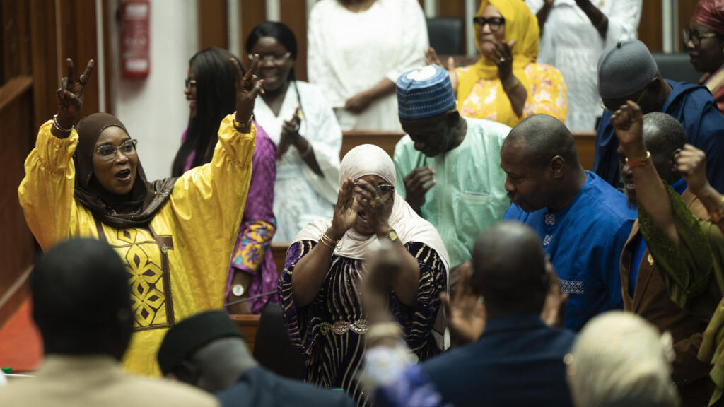 Le Sénégal adopte une loi doublant les peines de prison pour homosexualité