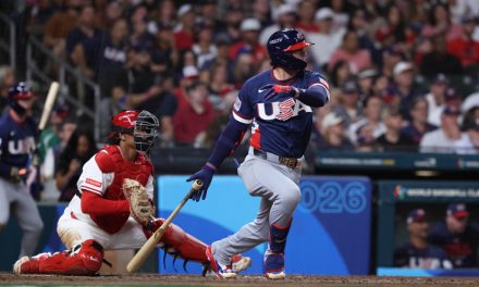 Classique mondiale de baseball | Les États-Unis battent le Canada 5-3