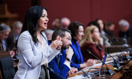 Journée des droits des femmes | Ruba Ghazal dénonce la misogynie en ligne