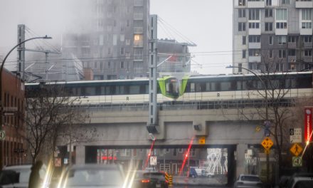 Le service du REM interrompu entre les stations Gare Centrale et Bois-Franc