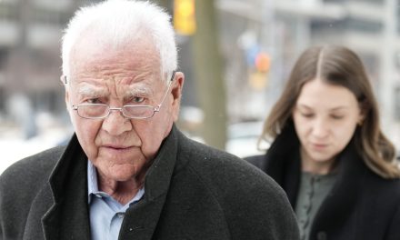 Procès Stronach | Un enquêteur témoigne que la police a été « limitée » dans son enquête