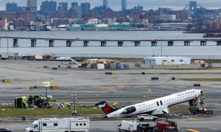 Collision à l’aéroport LaGuardia | Mystère sur une erreur fatale