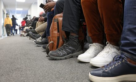 « Speed dating » | Des demandeurs d’asile que les régions s’arrachent