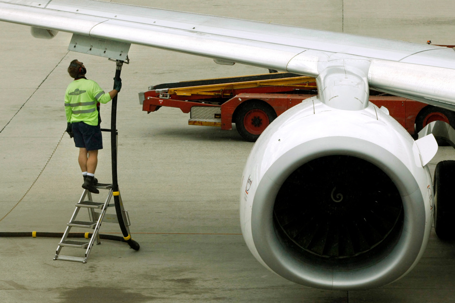 Pénurie de carburant et billets d’avion | Quels sont vos recours en cas de hausse de prix ou d’annulation ?