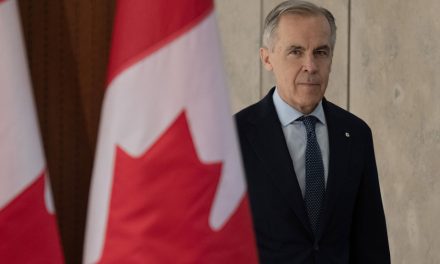 Un gouvernement libéral majoritaire | « Nous aurons plus de substance », promet Mark Carney