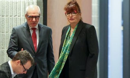 Deuxième sanction en deux ans | Une juge écope d’une réprimande pour s’être livrée à une chasse aux sources journalistiques
