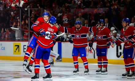 Lightning 2 – Canadien 3 (P) | Lane Hutson joue les héros en prolongation