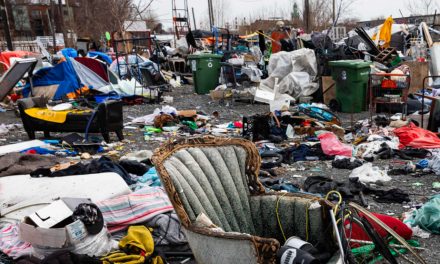 Montréal | Des montagnes de déchets dévoilées par la fonte