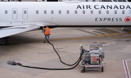 Prix du carburant | Air Canada suspend des vols vers New York