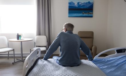 Aide médicale à mourir | Pourquoi le Québec est-il champion ?