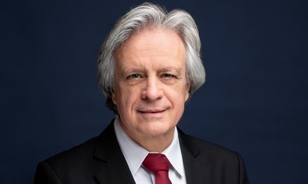 Inconduites sexuelles | Trois anciennes employées dénoncent Daniel Rochefort