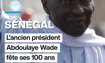 Sénégal : l’ancien président Abdoulaye Wade fête ses 100 ans