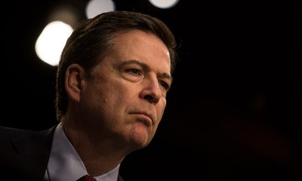Affaire Comey | Des chiffres, des coquillages et des complots