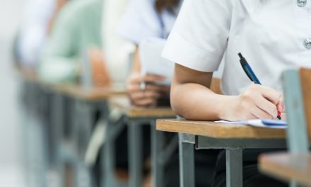Plagiat soupçonné à l’épreuve uniforme de français | L’IA cause un branle-bas dans les cégeps