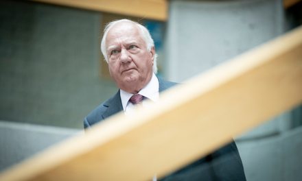 Procès pour fraude | Un juge à la retraite aurait surfacturé 38 000 $ à la Ville de Longueuil