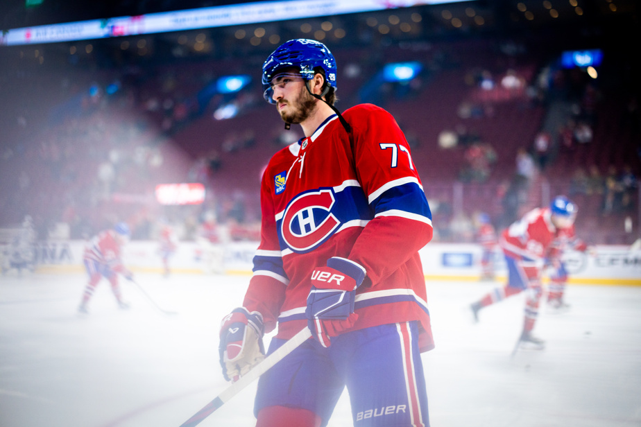 Le Canadien | Journée névralgique pour Kirby Dach ; Joshua Roy échangé
