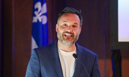 33e départ à la CAQ | Au tour de Mathieu Lacombe de tirer sa révérence