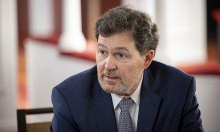 Loi sur la laïcité de l’État | Une décision de la Cour suprême « n’importe quand à partir de maintenant »