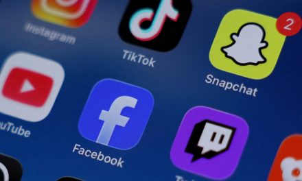 Réseaux sociaux | La vérification de l’âge des usagers pourrait poser problème