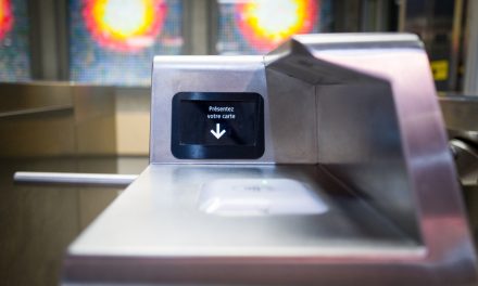 Transport collectif | Des usagers d’Android peuvent maintenant valider un passage avec leur téléphone
