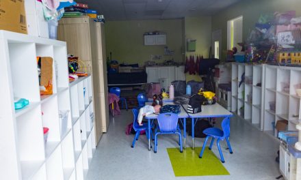 Camp de jour dans une garderie fermée | Pleurs, pénombre et « dérapages »
