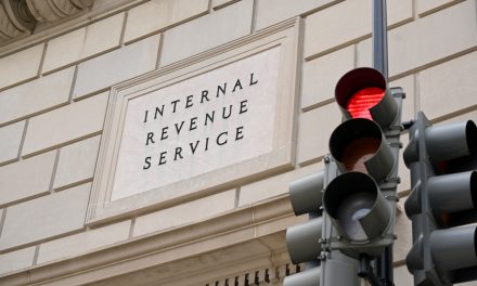 Une juge annule l’accord d’immunité entre Trump et le fisc