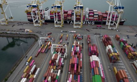 Nouveaux droits de douane américains | Environ 5 % des exportations canadiennes seraient visées