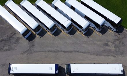 Une flotte qui stagne | « L’autobus a besoin d’amour au Québec »