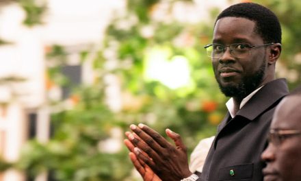 Au Sénégal, le président Faye lance son nouveau parti et confirme la rupture avec Ousmane Sonko