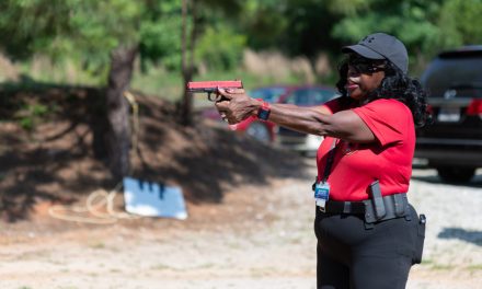 La Presse en Géorgie | Des femmes et des armes