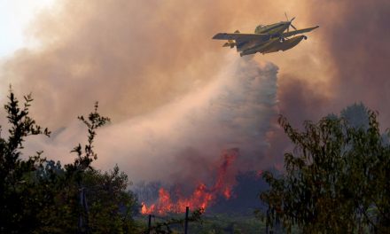 Incendies | Plus de 325 000 évacués en France et Espagne